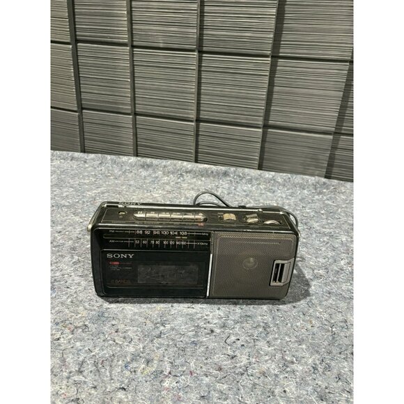 SONY Cassette-Reorder AM/FM CFM-140 2 Bands Vintage (See Notes)‎ - Picture 1 of 3